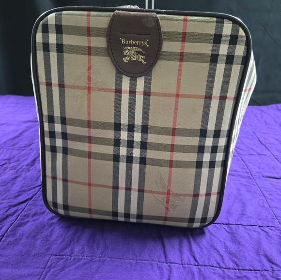 BURBERRYS DUFFLE TRAVEL BAG - Picture 9 of 13